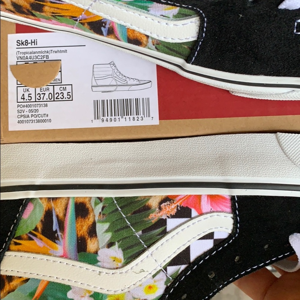 ••VANS SK8-Hi TROPICALANMICHK TRWHTMLT WMNS - Picture 12 of 16
